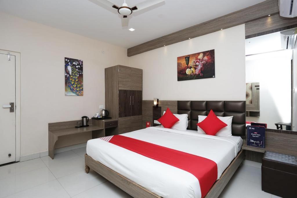 Hotel Rajmohan Palace Gwalior Dış mekan fotoğraf